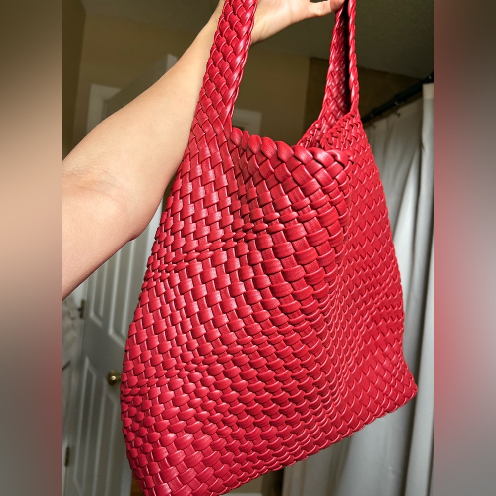 MOVING SALE! Melie Bianco Johanna Red Large Vegan Shoulder Bag | NWOT